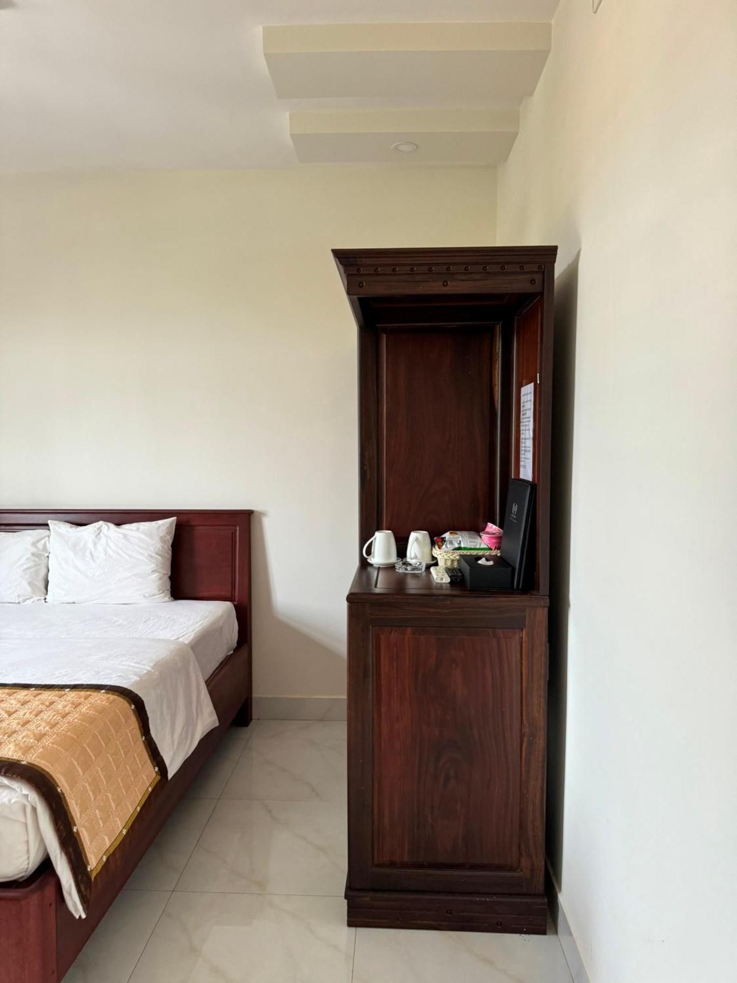 Hoang Khiem Hotel Pleiku Exterior foto