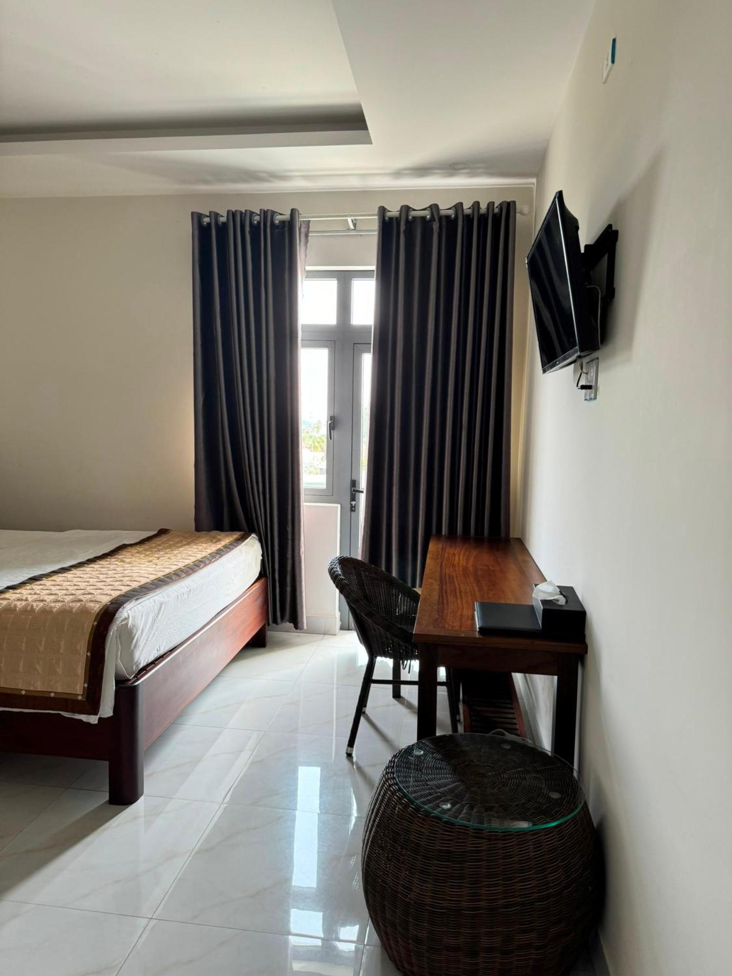 Hoang Khiem Hotel Pleiku Exterior foto